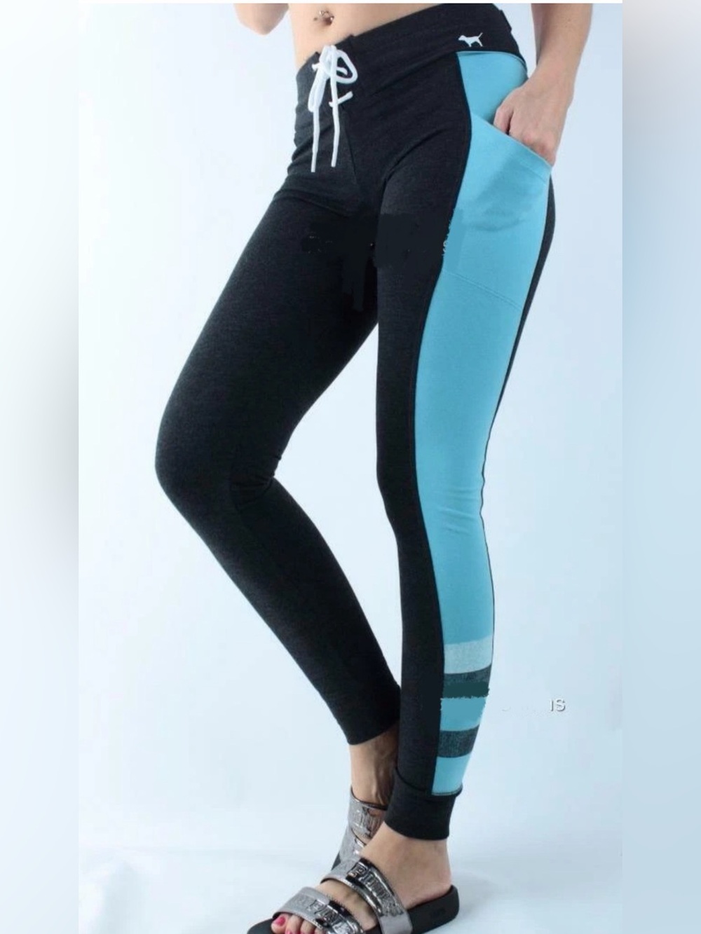 PINK Victoria’s Secret Lace Up Campus Yoga Pocket leggings size small